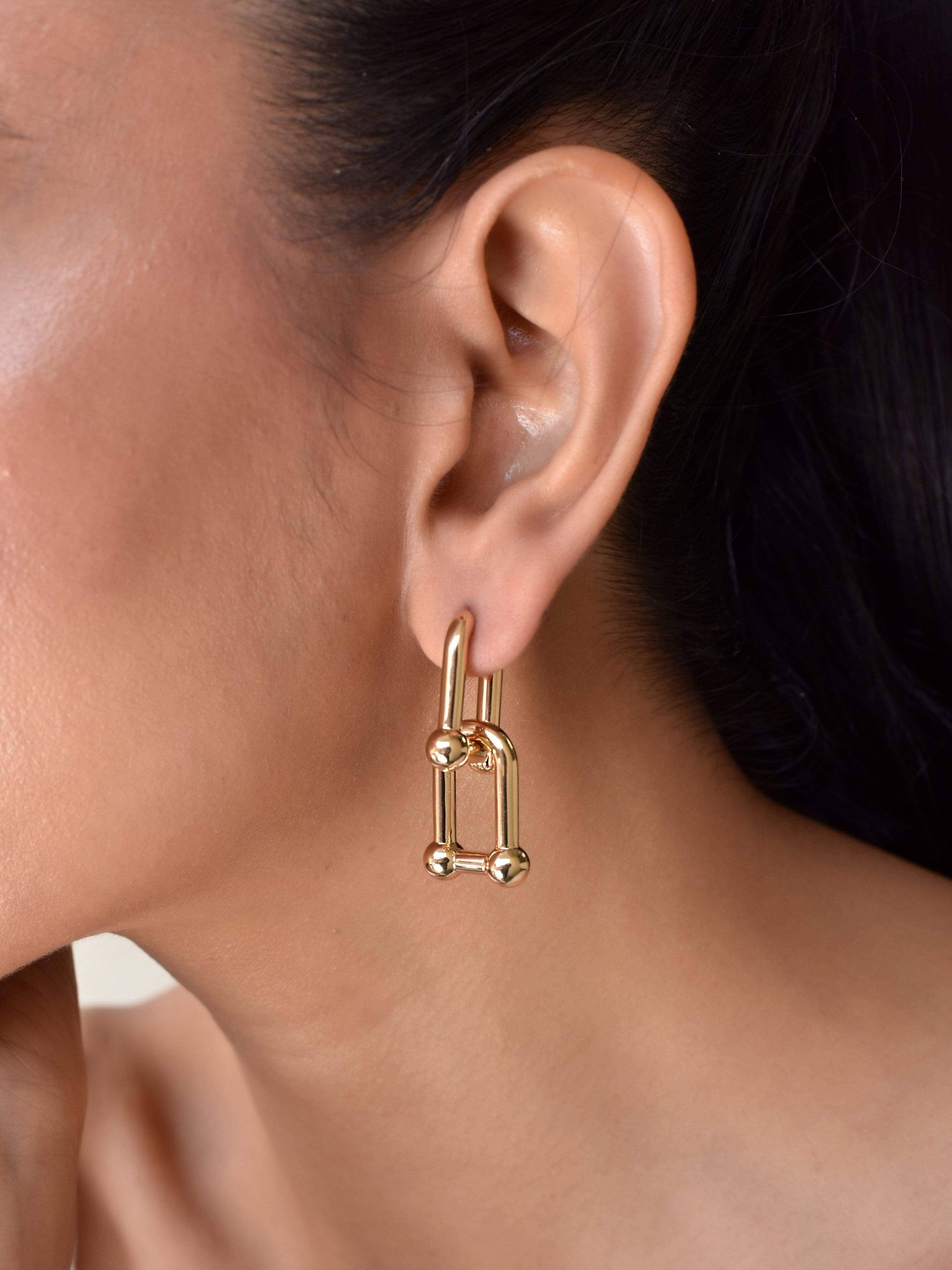 Klissaa earrings Klissaa Link Flow Statement Earrings