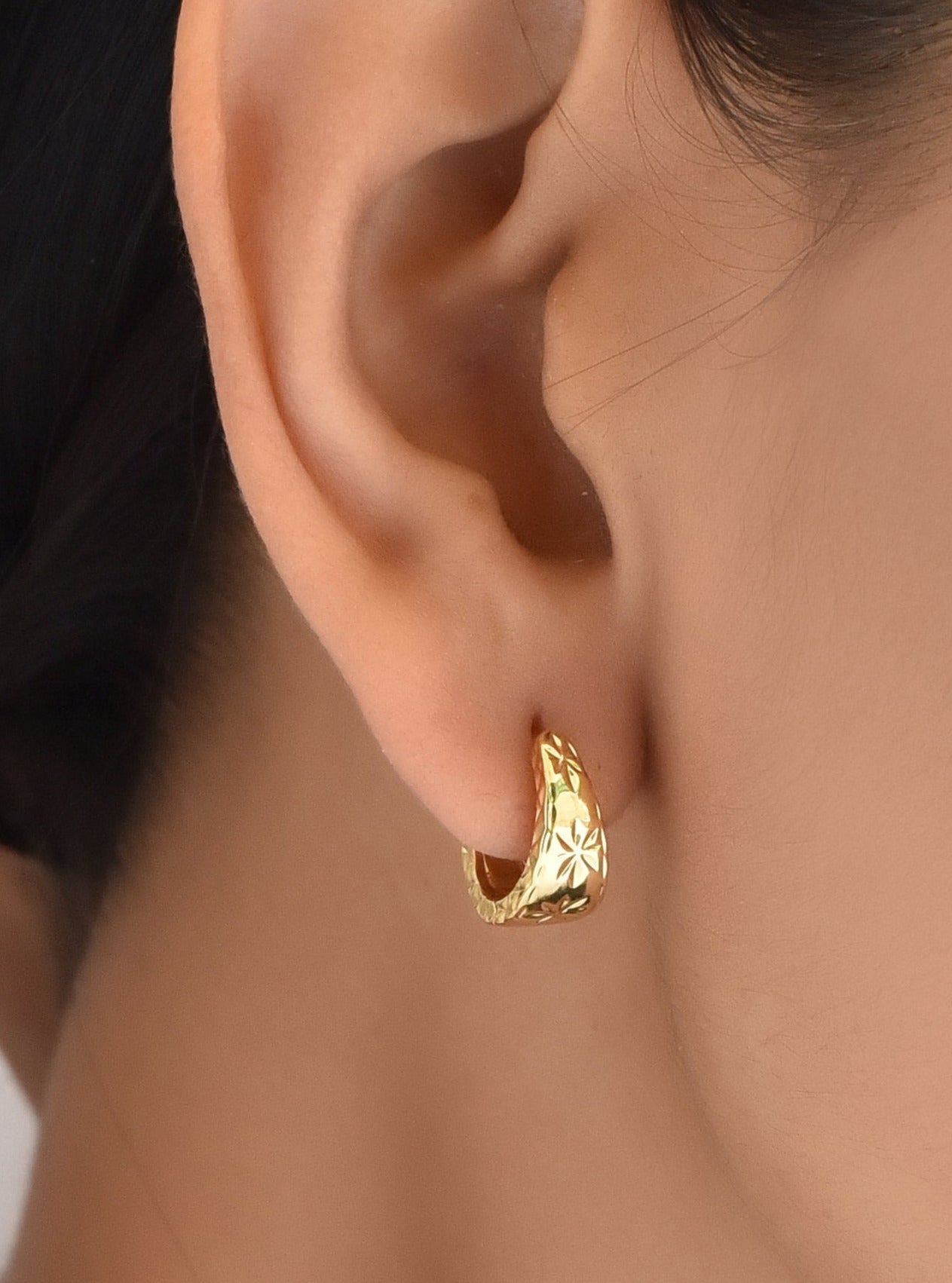 Klissaa earrings Starry Gaze Mini Hoops