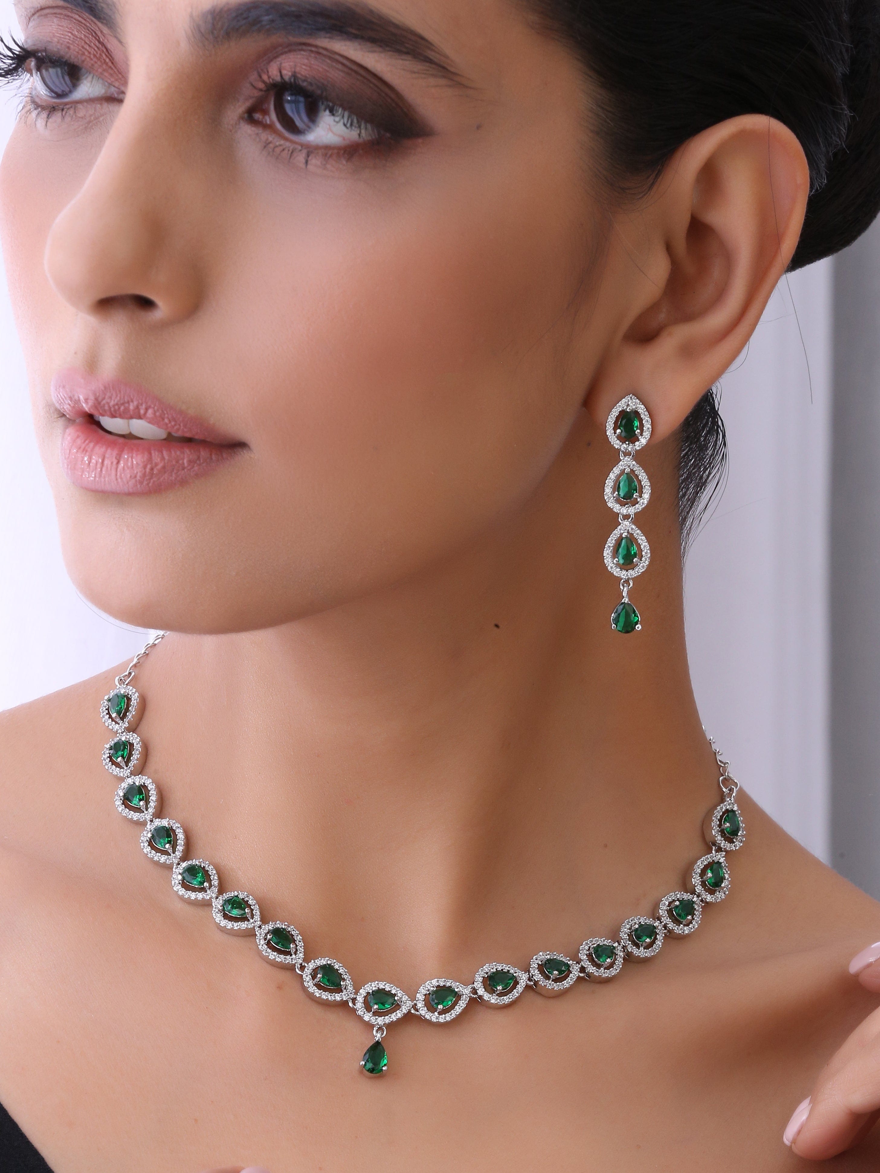 Klissaa Necklaces Eloise Green Statement Necklace Set