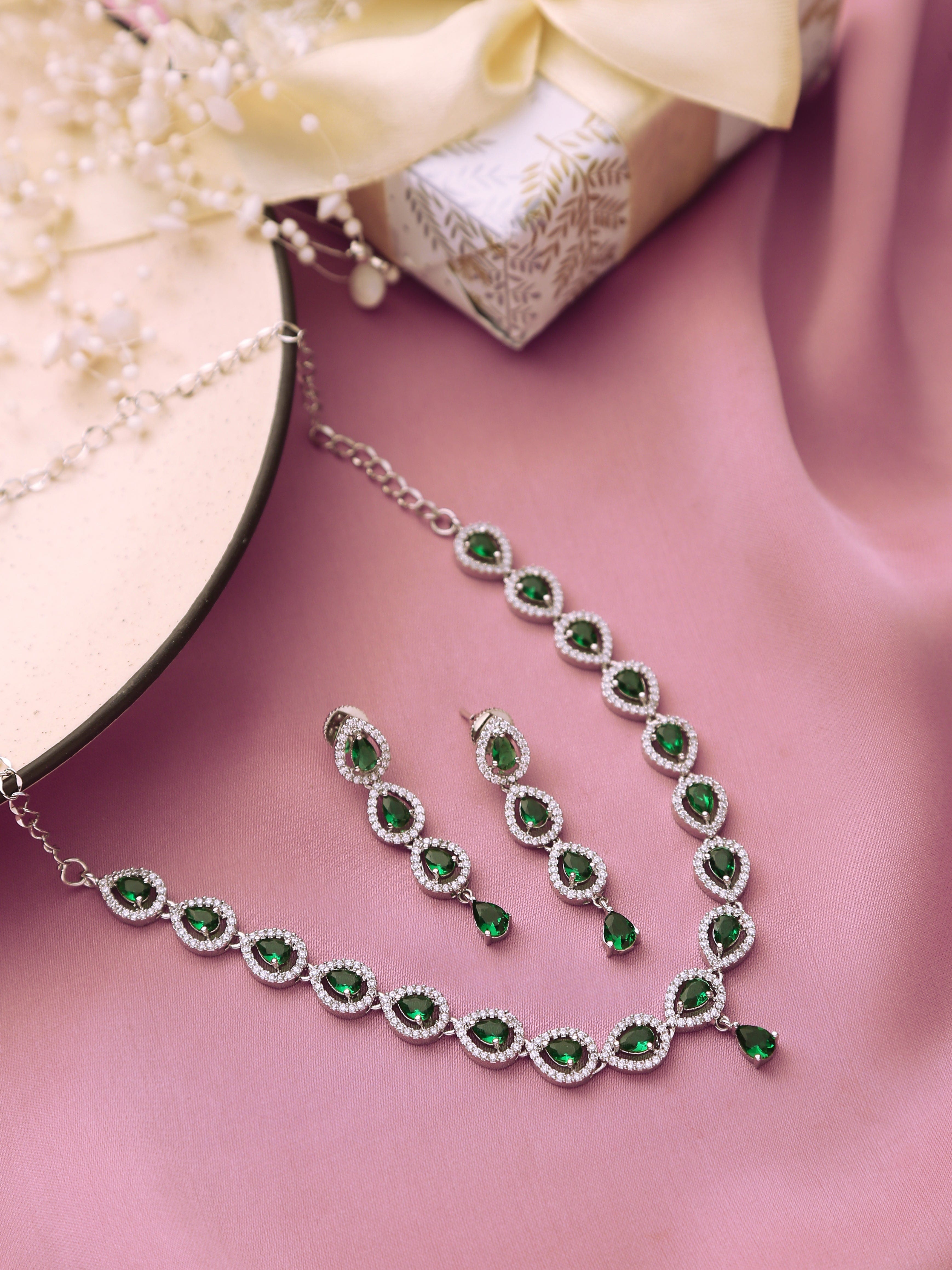 Klissaa Necklaces Eloise Green Statement Necklace Set
